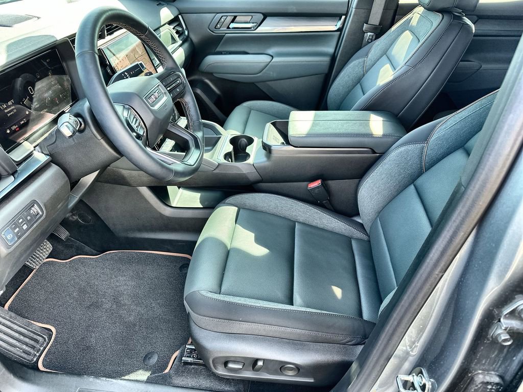 New 2026 GMC Terrain AT4 w/ Convenience Package III AWD/4WD image 24