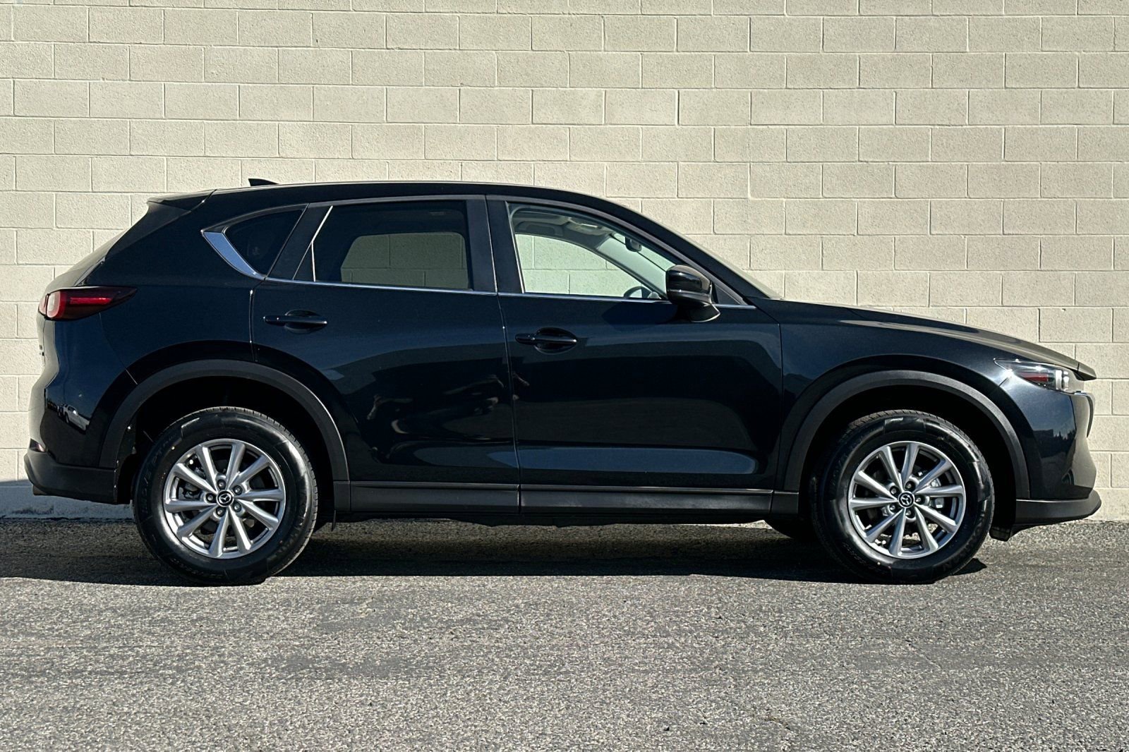 Used 2023 MAZDA CX-5 AWD 2.5 S image 3