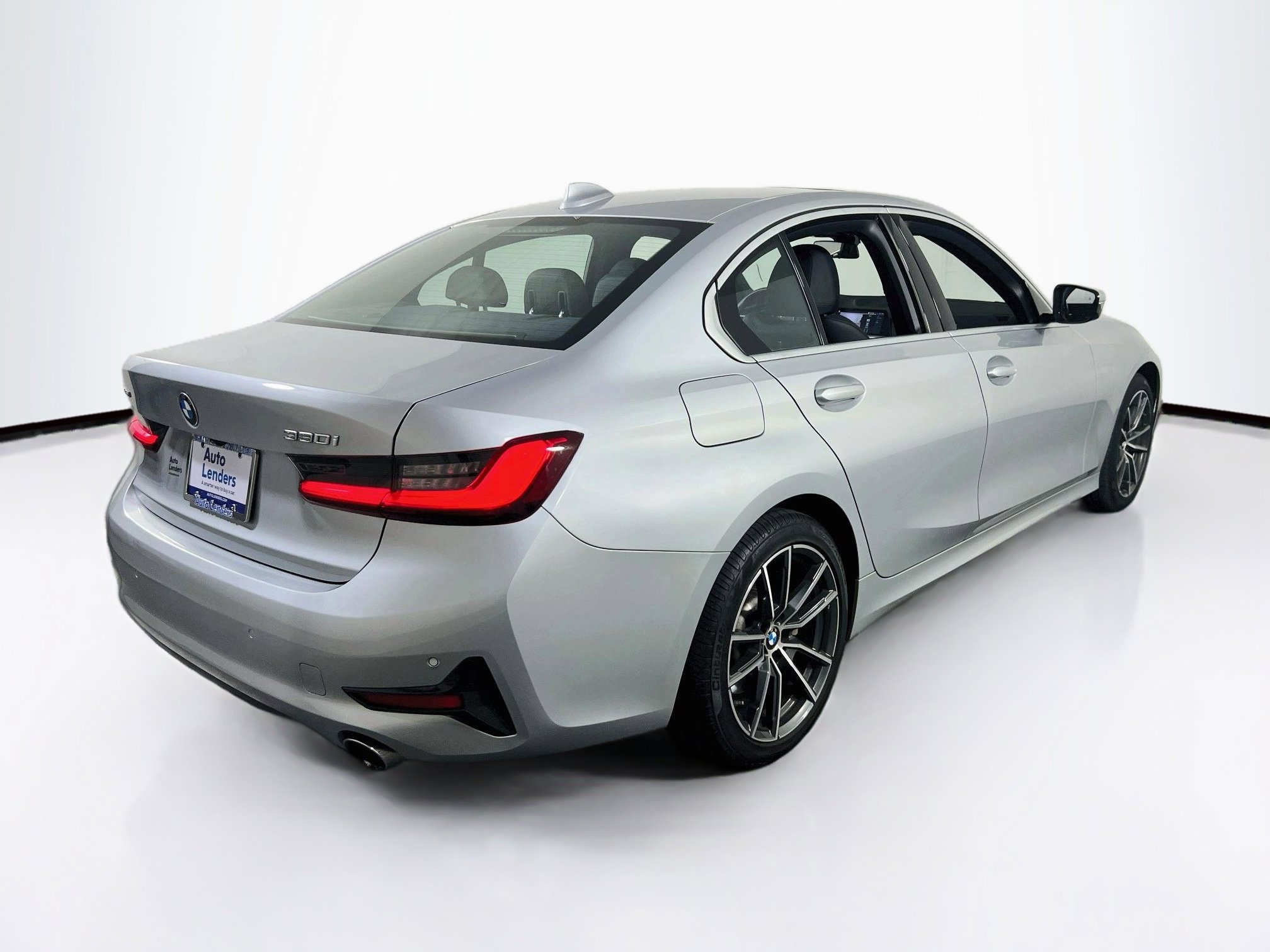 Used 2019 BMW 330i xDrive Sedan w/ Premium Package image 5