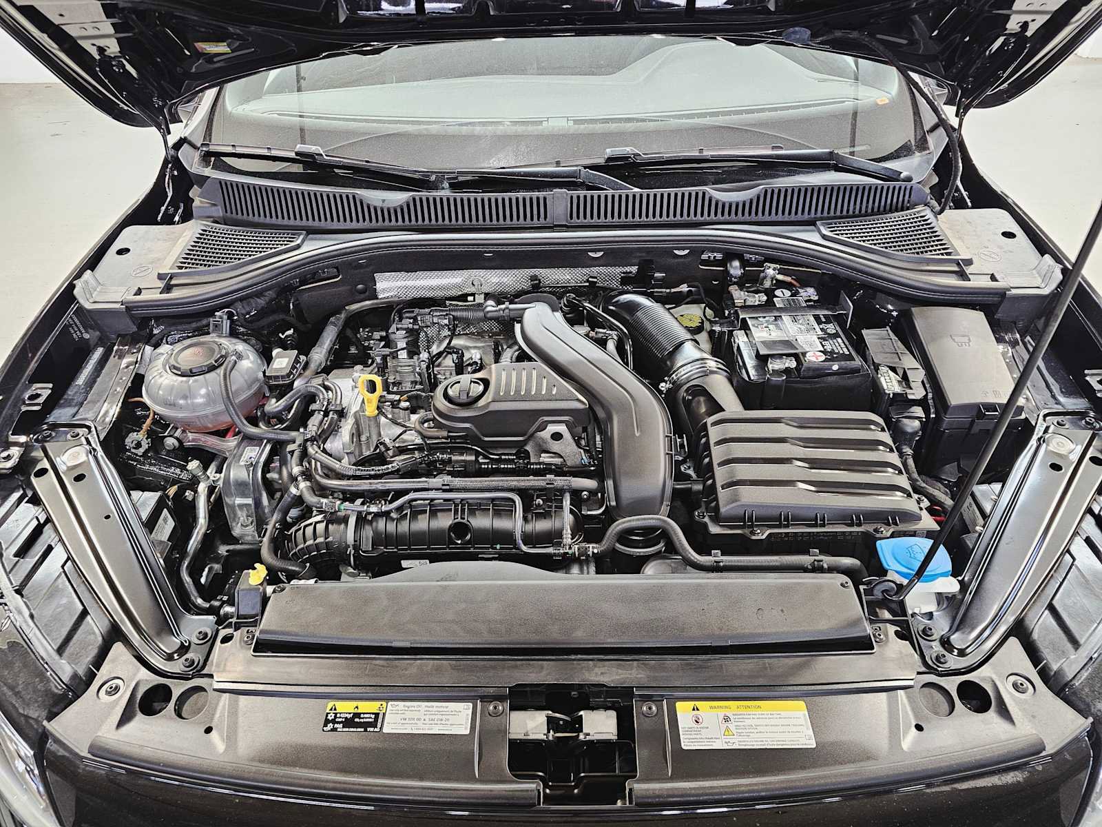 Used 2023 Volkswagen Jetta Sport image 9