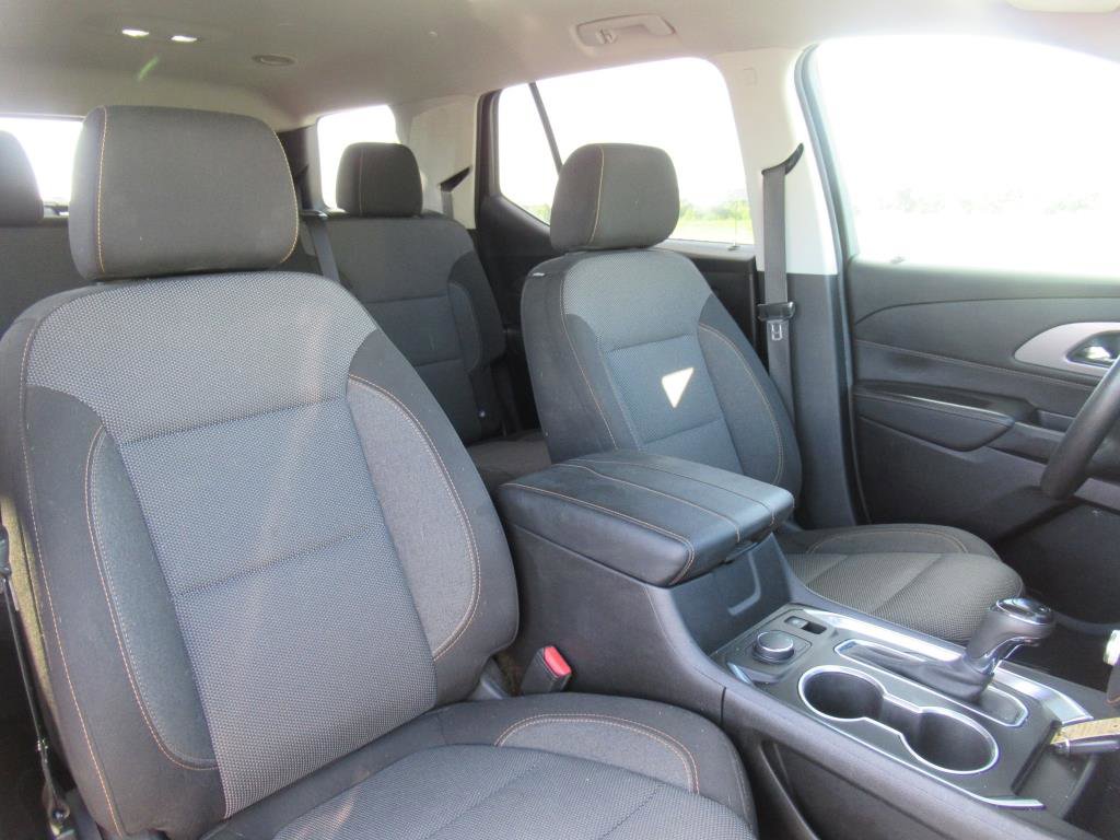 Used 2019 Chevrolet Traverse LS image 8