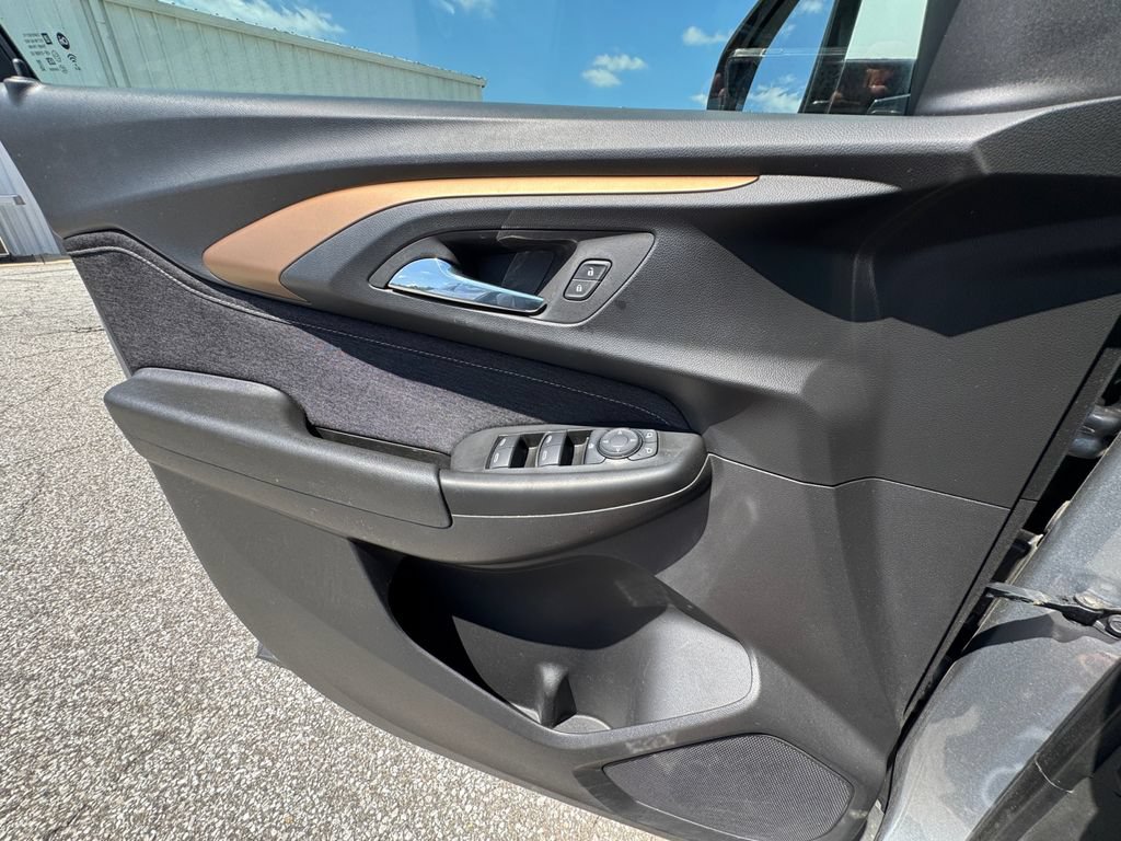 Used 2023 Chevrolet TrailBlazer ACTIV w/ Convenience Package FWD image 25