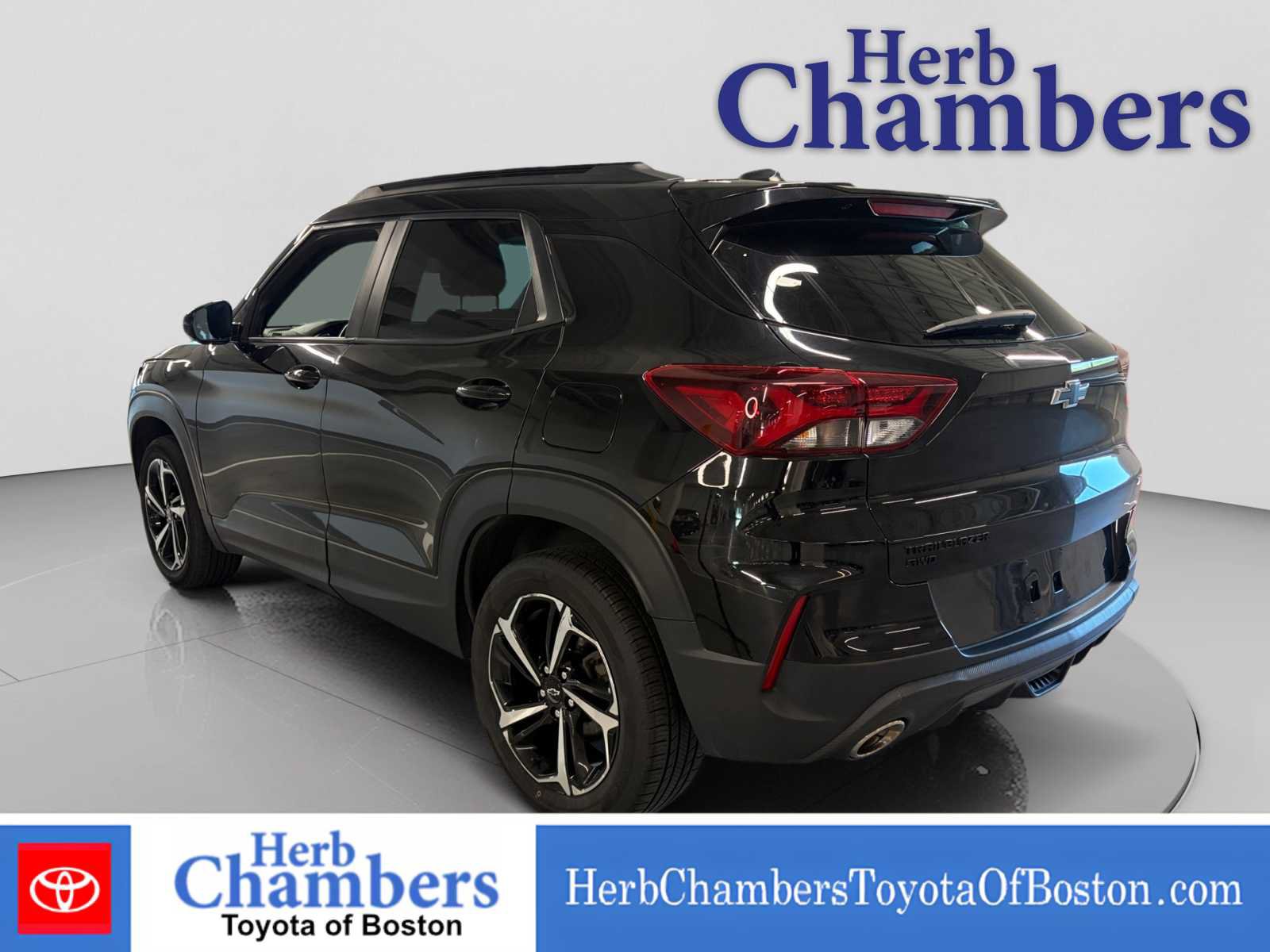 Used 2022 Chevrolet TrailBlazer RS AWD/4WD image 3
