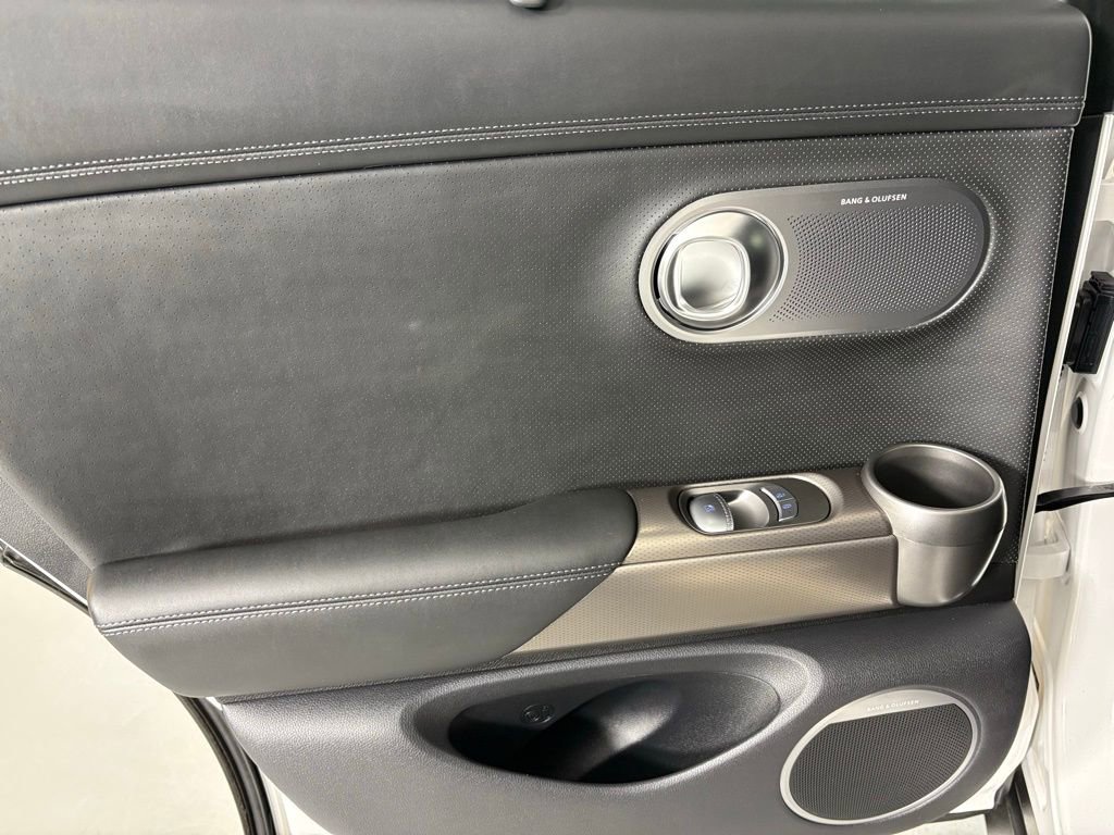 Used 2023 Genesis GV60 Advanced image 41