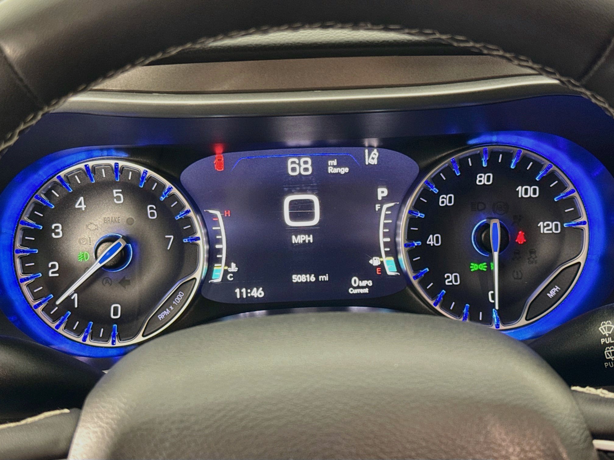 Used 2024 Chrysler Pacifica Touring-L FWD image 12