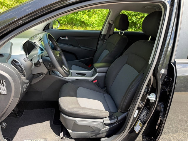 Used 2015 Kia Sportage LX AWD/4WD image 11