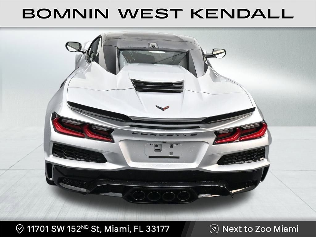 Used 2026 Chevrolet Corvette Z06 w/ Stealth Interior Trim Package image 15