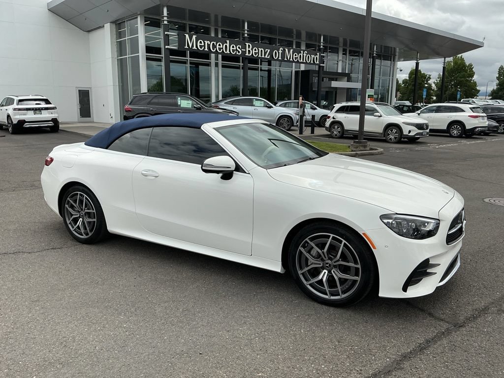 Used 2023 Mercedes-Benz E 450 4MATIC Cabriolet image 7