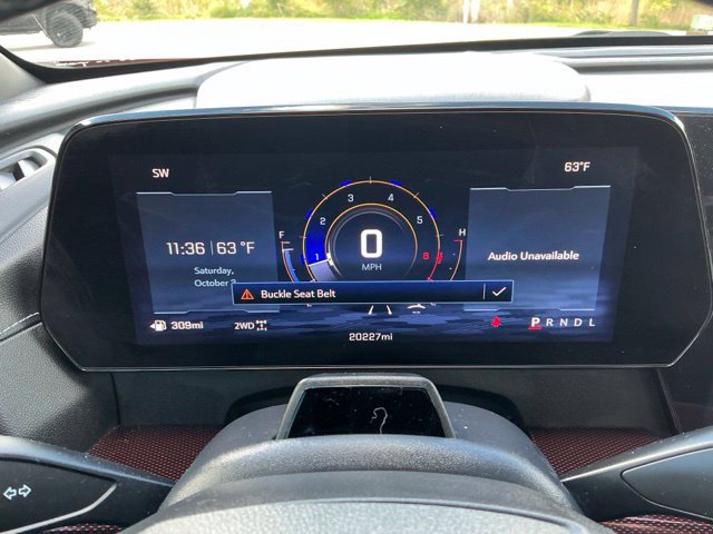 Used 2025 Chevrolet Traverse Z71 w/ Enhanced Driving Package AWD/4WD image 23