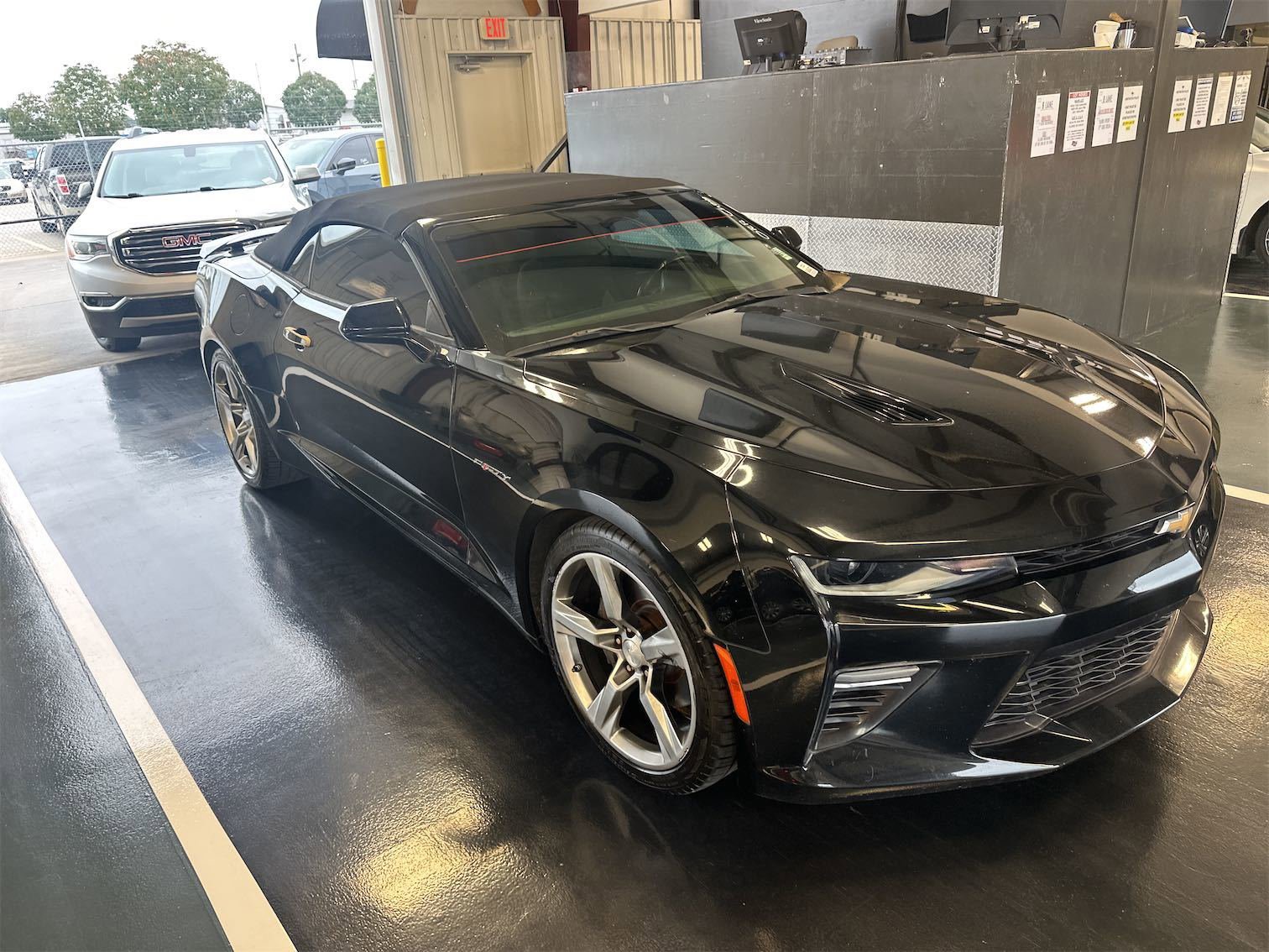 Used 2017 Chevrolet Camaro SS video 2