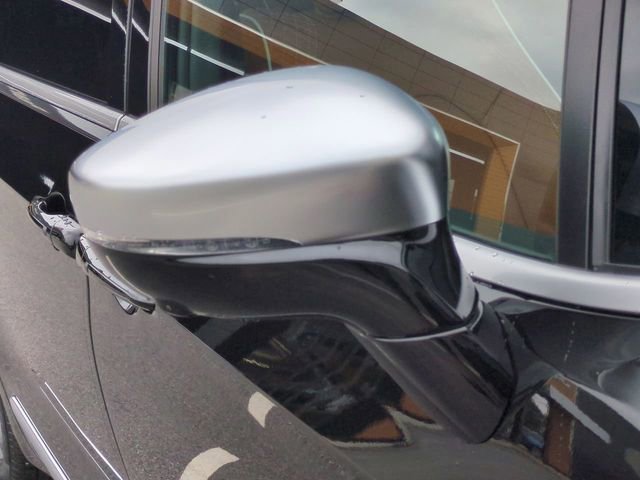 New 2026 Chrysler Pacifica Pinnacle w/ Trailer Tow Group FWD image 12