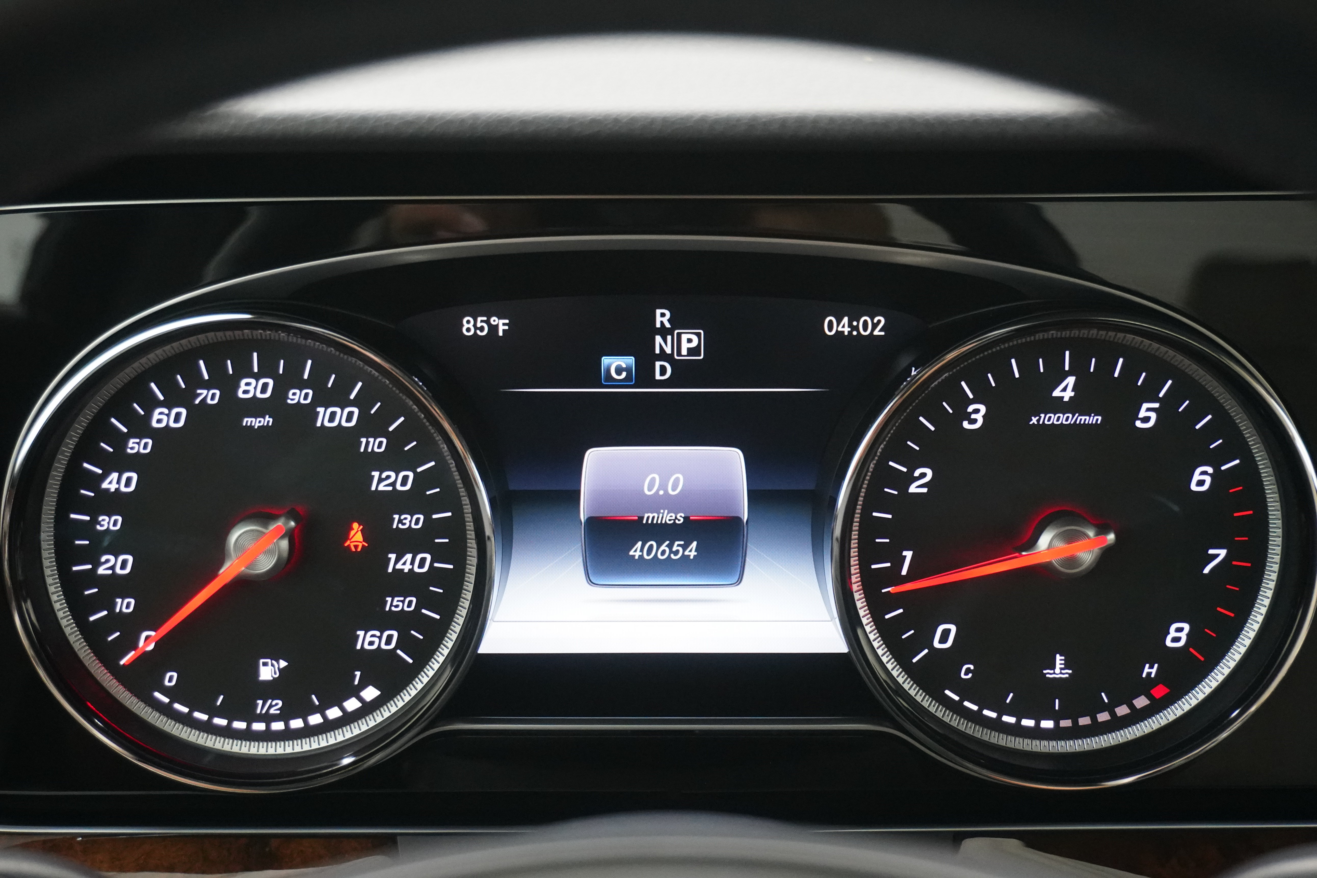 Used 2017 Mercedes-Benz E 300 4MATIC image 18