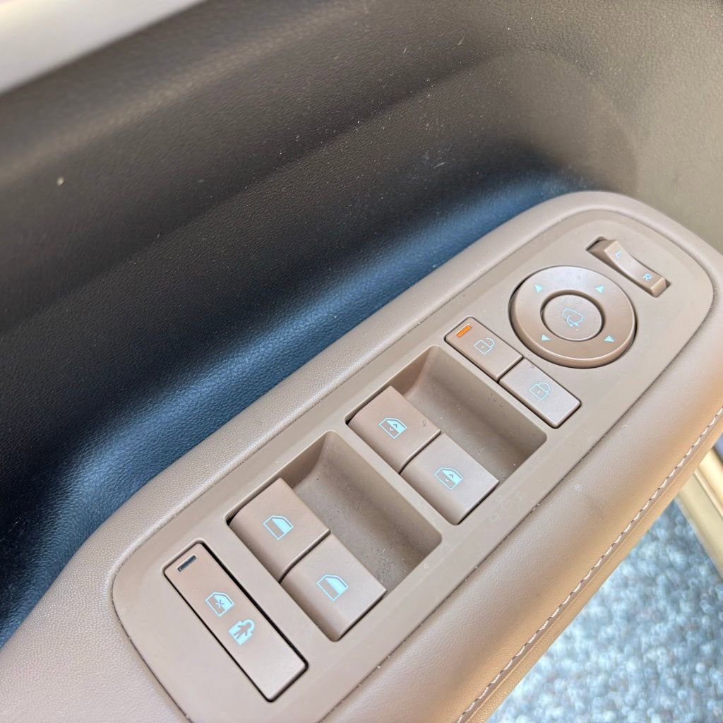 Used 2024 Hyundai Santa Fe Limited image 26