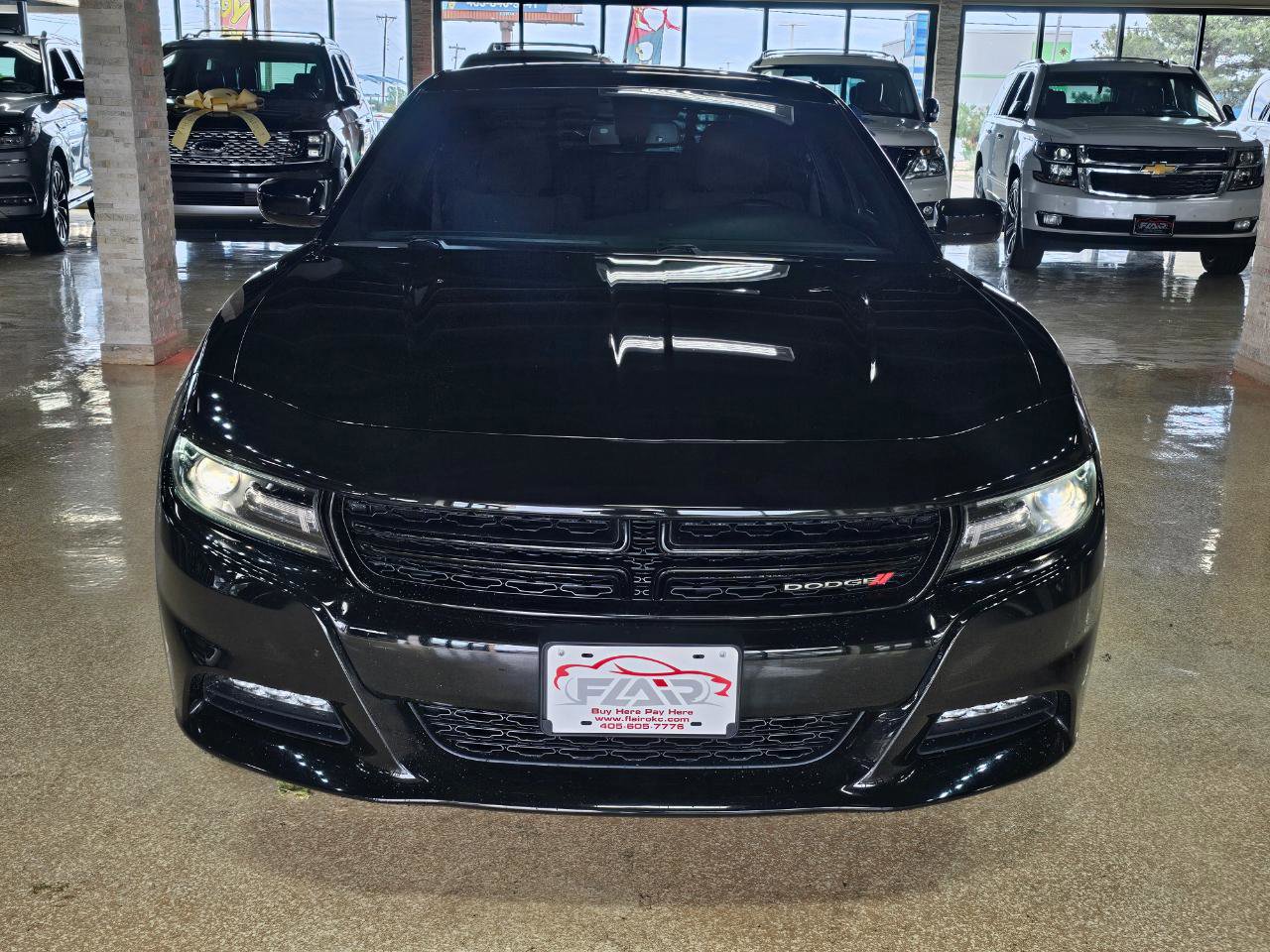 Used 2019 Dodge Charger SXT w/ Driver Confidence Group AWD/4WD image 2