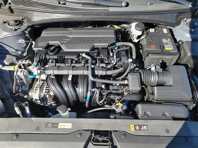 Used 2025 Hyundai Elantra Sport image 25