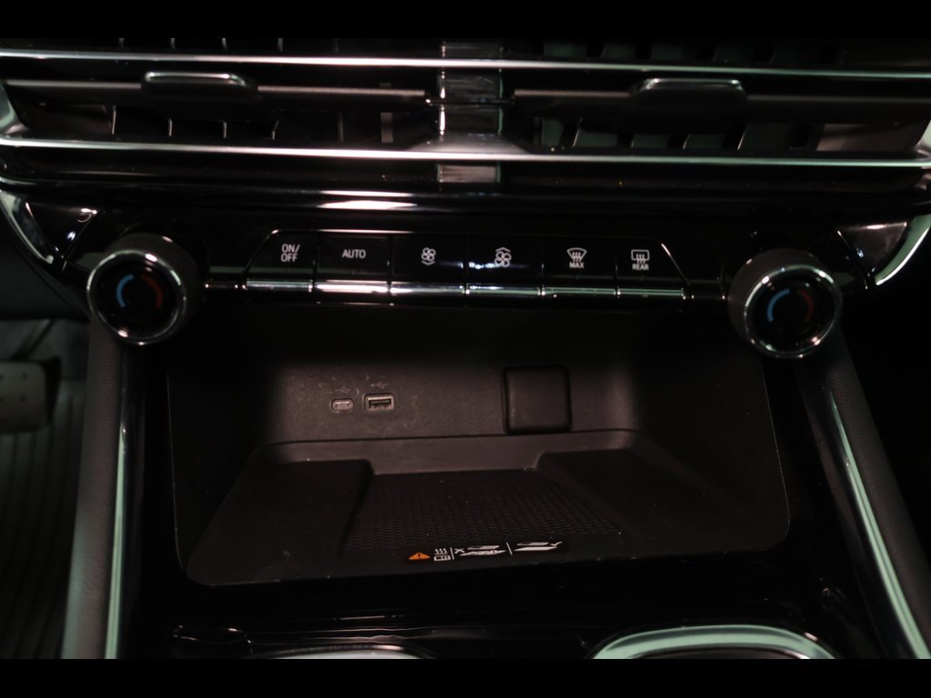 Used 2024 Chevrolet Traverse RS w/ LPO, Floor Liner Package image 30