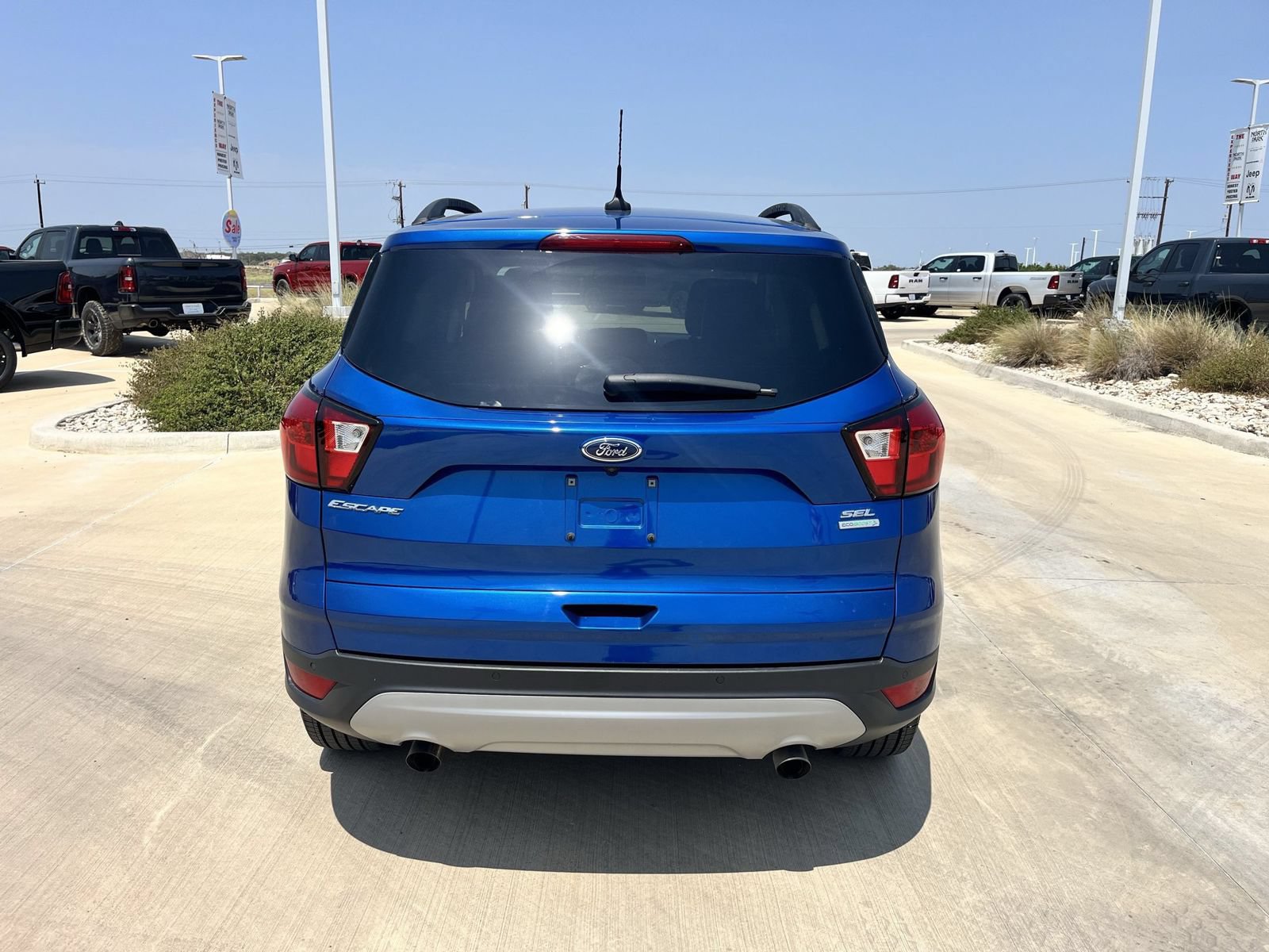 Used 2019 Ford Escape SEL FWD image 4