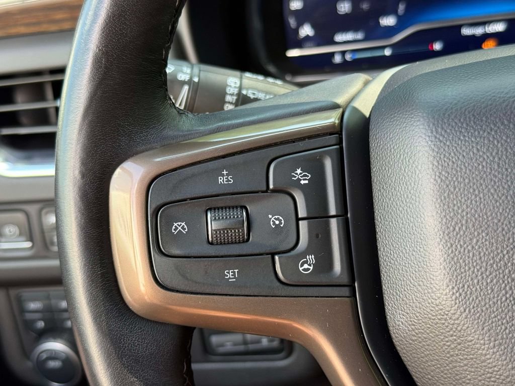 Used 2022 Chevrolet Suburban High Country w/ Max Trailering Package AWD/4WD image 32