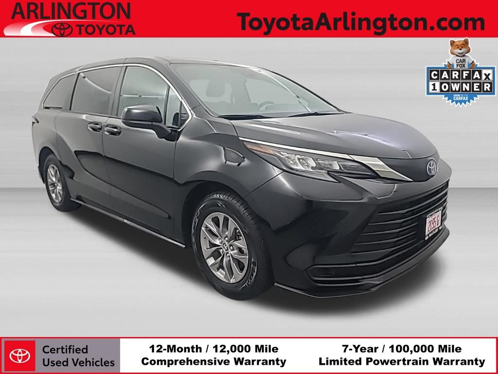 Used 2025 Toyota Sienna LE