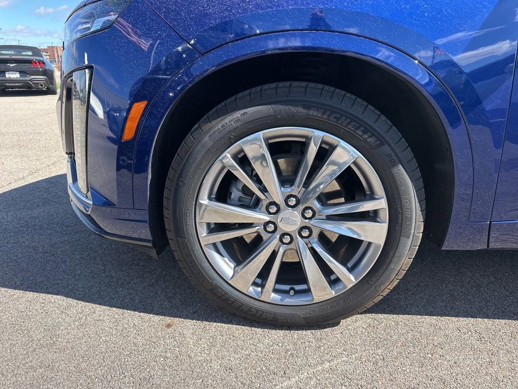 Used 2023 Cadillac XT6 Premium Luxury w/ Technology Package image 24
