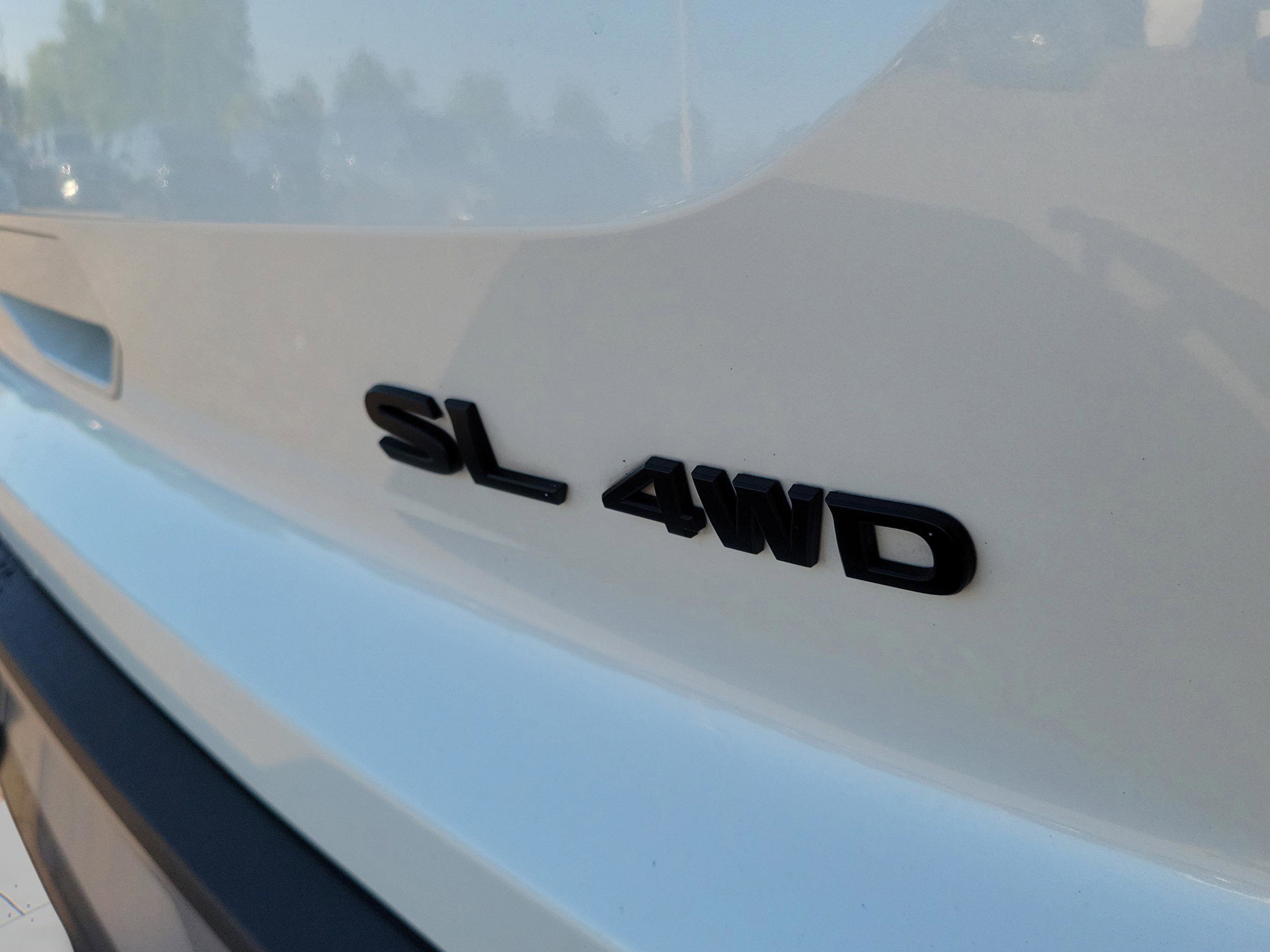 Certified 2024 Nissan Pathfinder SL image 9