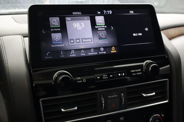 Used 2024 Nissan Armada SL image 17