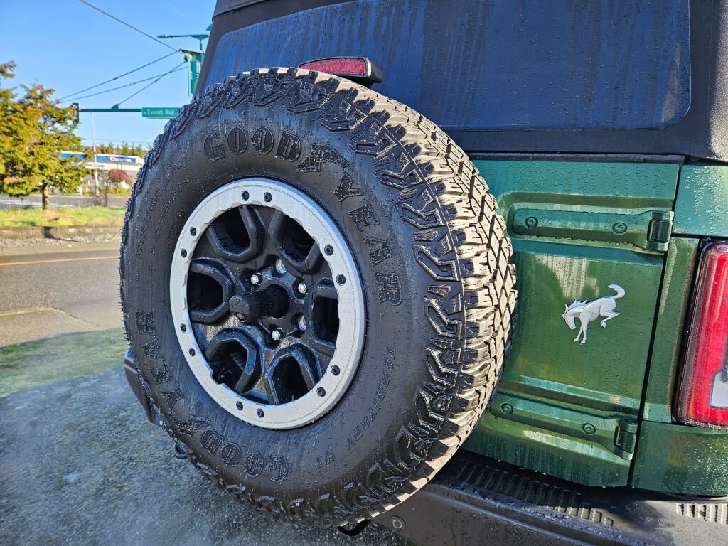 Used 2022 Ford Bronco Badlands w/ Sasquatch Package image 12