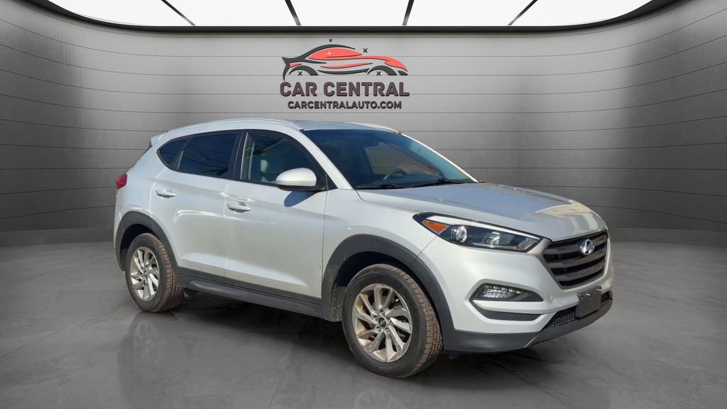 Used 2016 Hyundai Tucson SE w/ Option Group 02 image 9