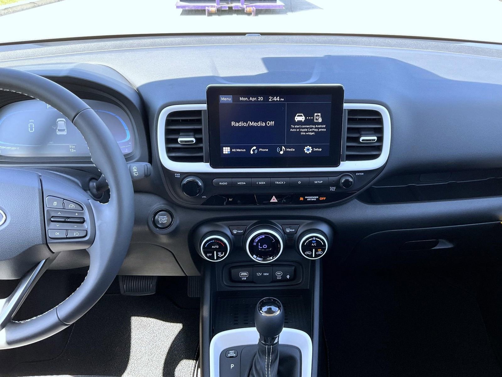 New 2026 Hyundai Venue SEL FWD image 13