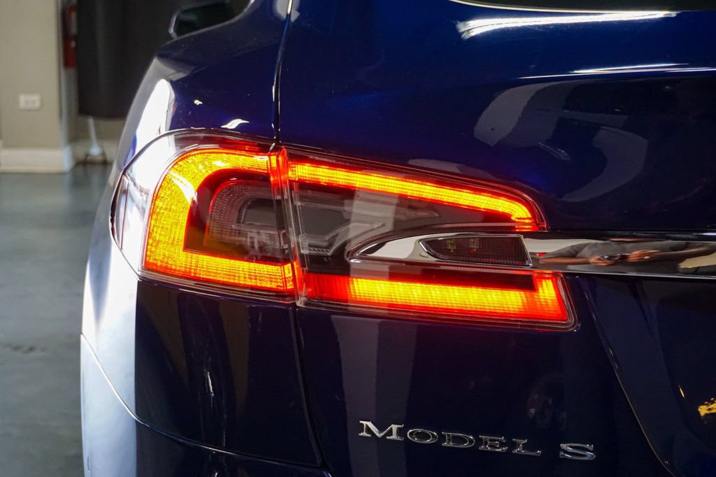 Used 2018 Tesla Model S AWD image 64