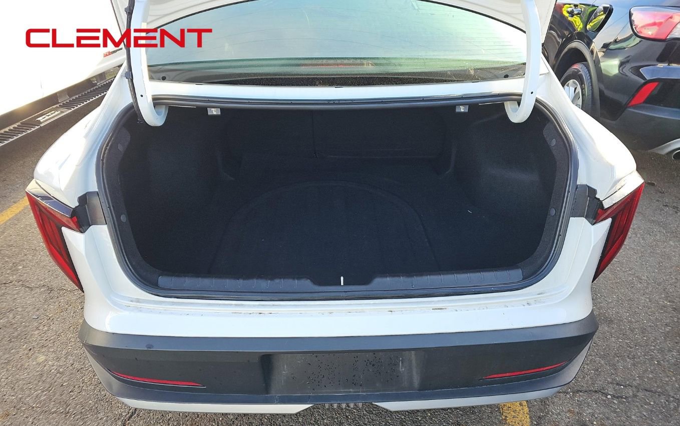 Used 2025 Kia K4 EX image 16