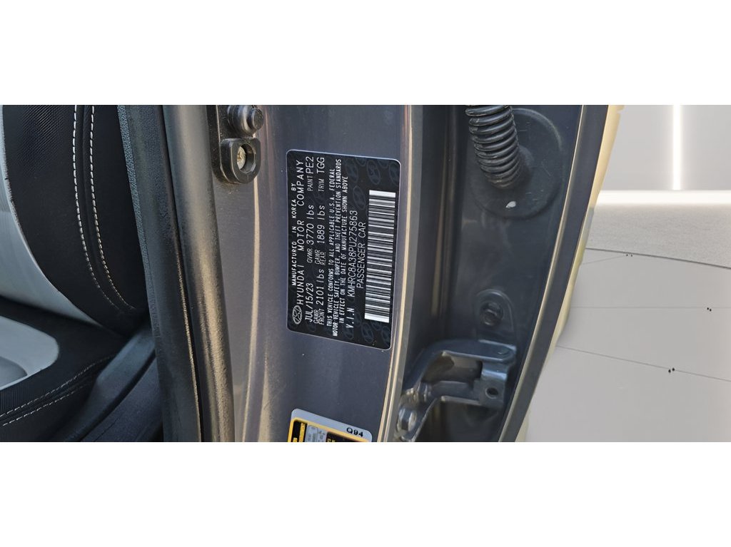 Used 2023 Hyundai Venue SEL w/ Cargo Package FWD image 34