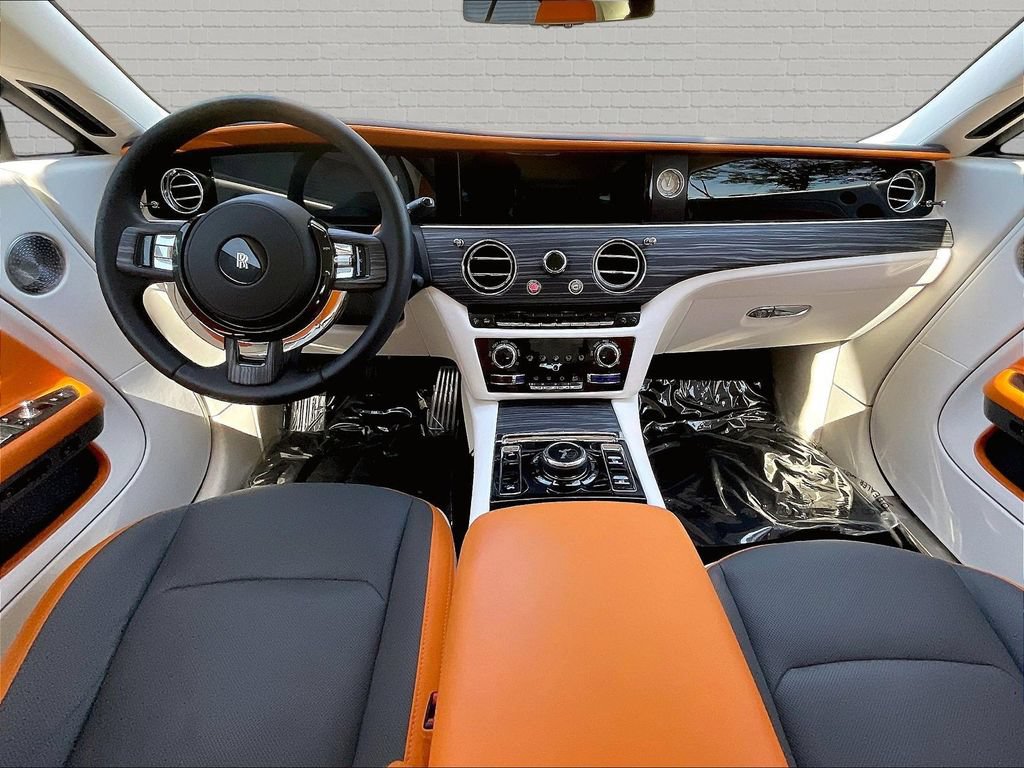 Used 2024 Rolls-Royce Spectre w/ Spectre Launch Package AWD/4WD image 9