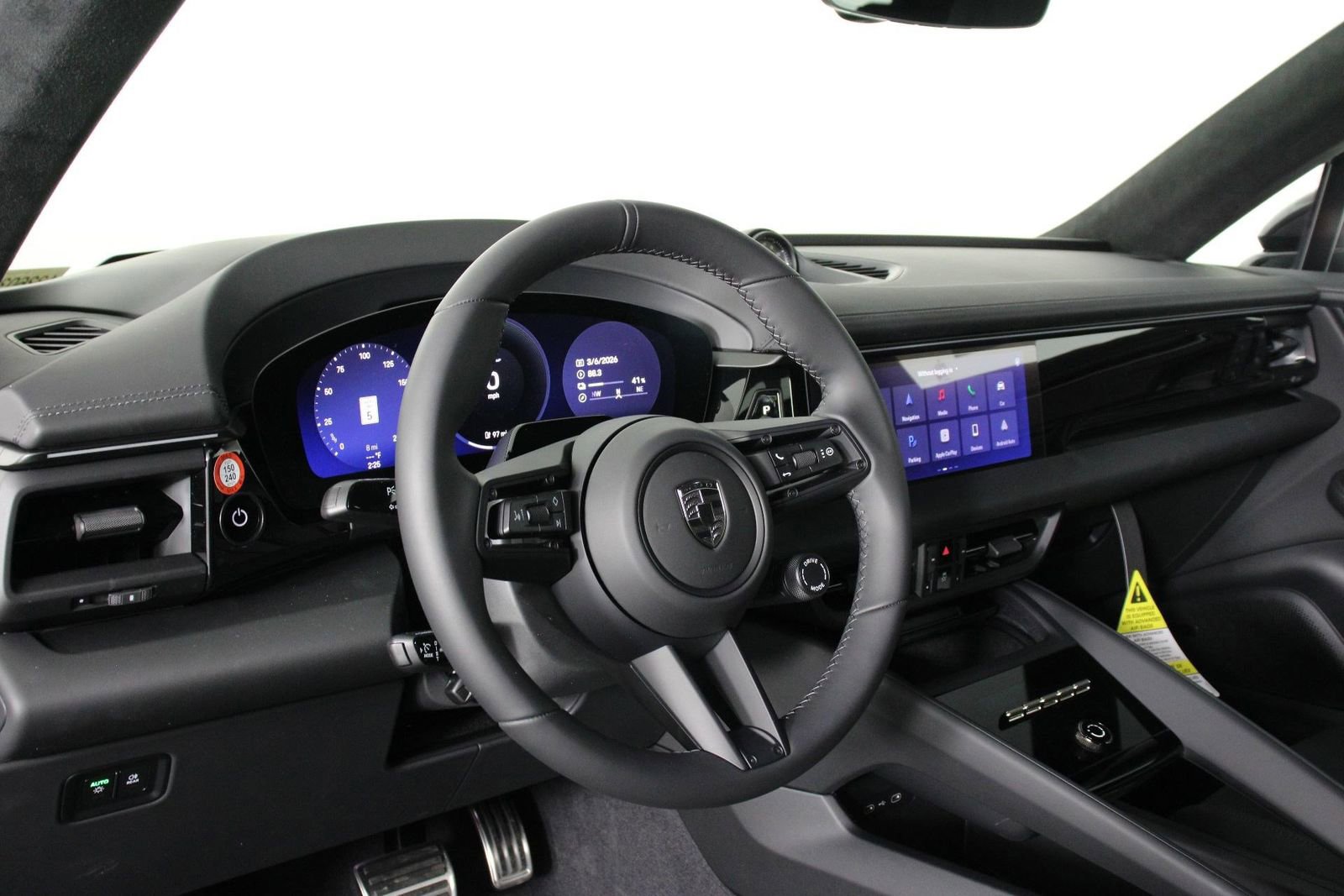 New 2026 Porsche Macan Turbo Electric image 4