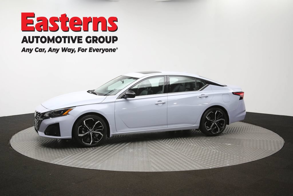 Used 2023 Nissan Altima 2.5 SR w/ SR Premium Package FWD image 59