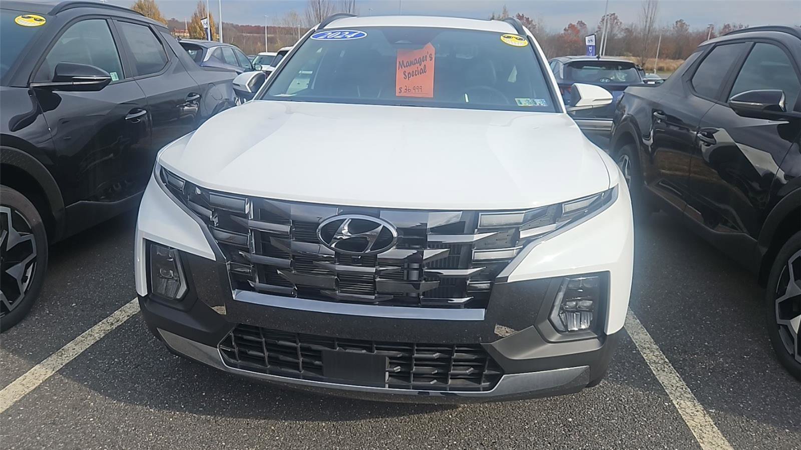 Certified 2024 Hyundai Santa Cruz Limited image 2