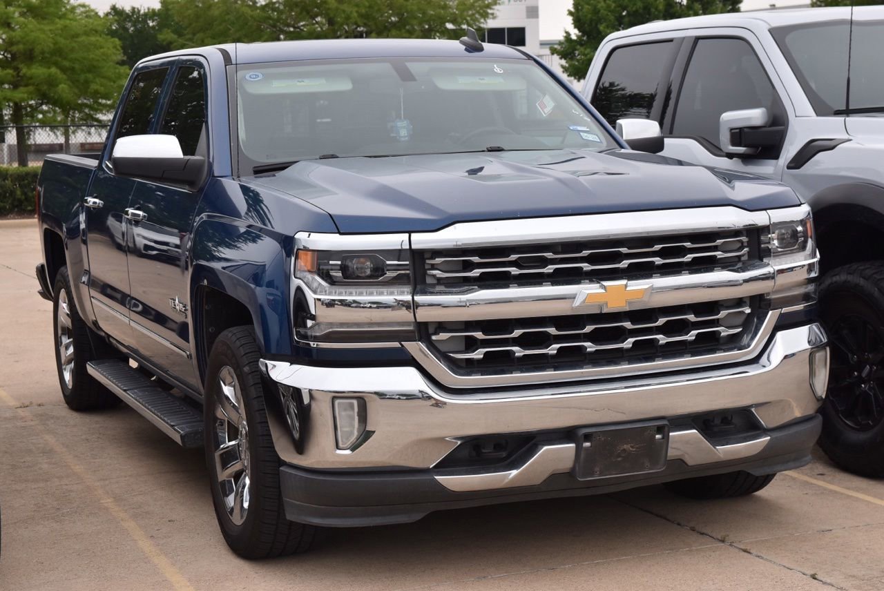 Used 2016 Chevrolet Silverado 1500 LTZ w/ Texas Edition RWD image 4