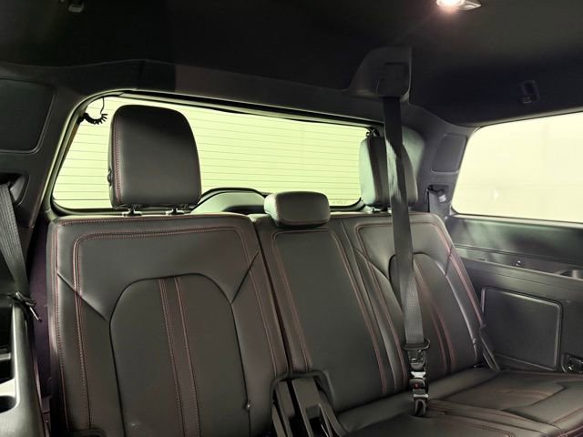 Used 2023 Ford Expedition Limited AWD/4WD image 35