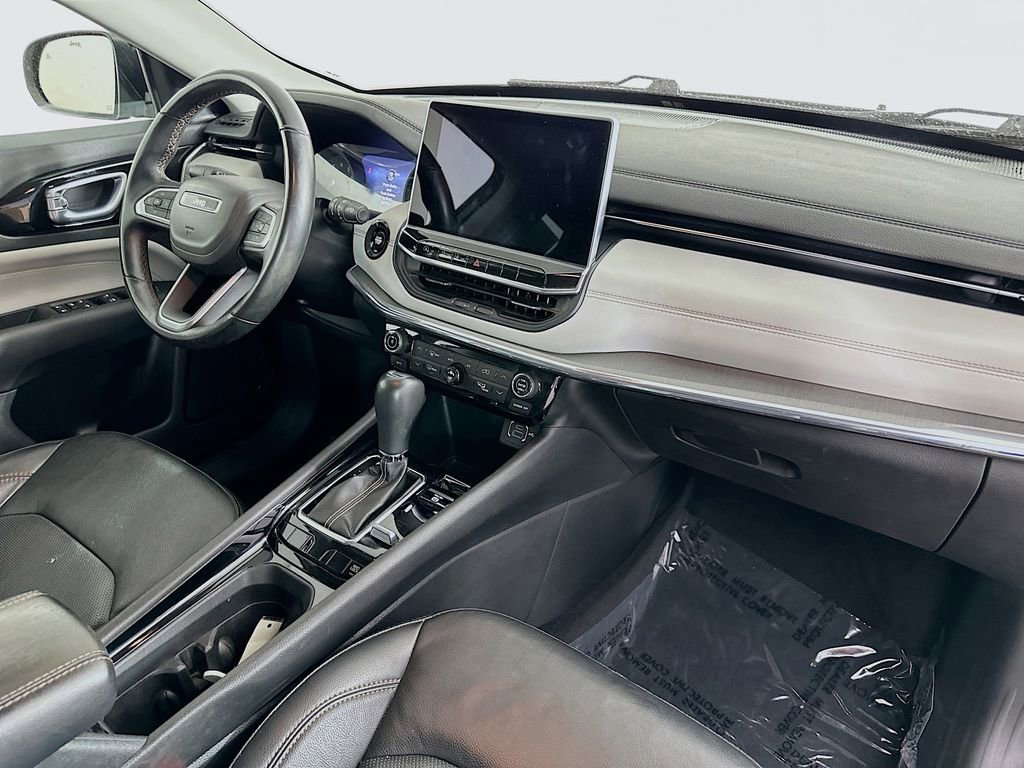 Used 2022 Jeep Compass Limited image 36