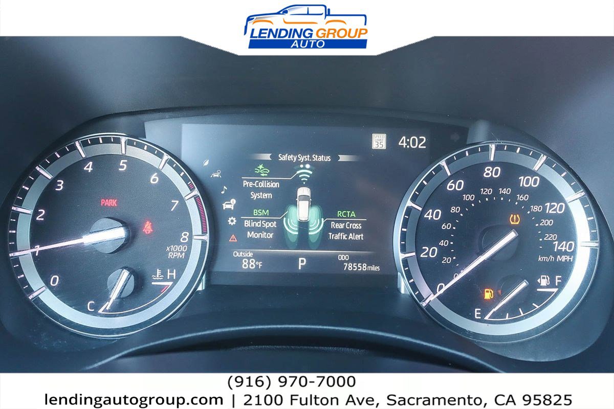 Used 2021 Toyota Highlander XLE image 29