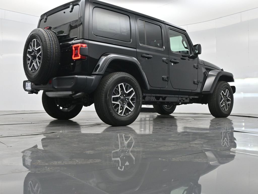 New 2025 Jeep Wrangler Unlimited Sahara w/ Safety Group AWD/4WD image 33