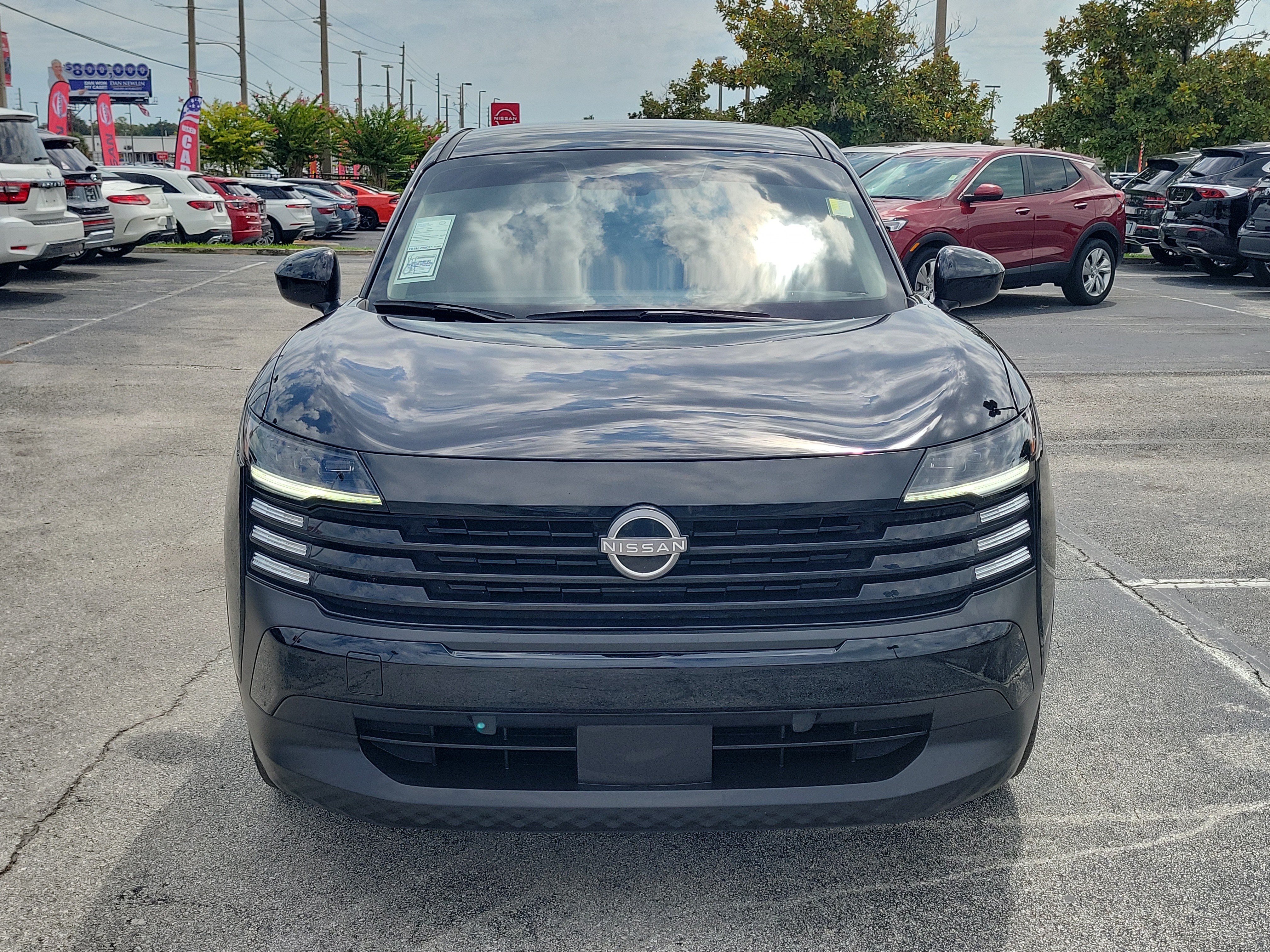 Certified 2025 Nissan Kicks SV w/ Charging Package FWD image 2
