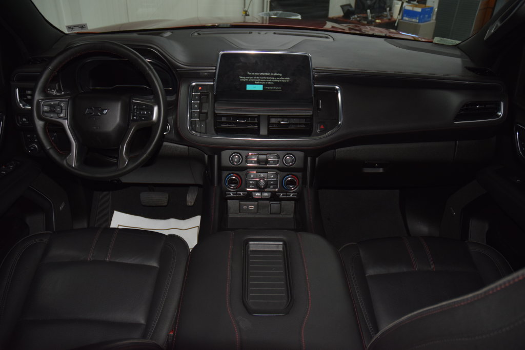 Used 2024 Chevrolet Suburban RST w/ Luxury Package AWD/4WD image 31