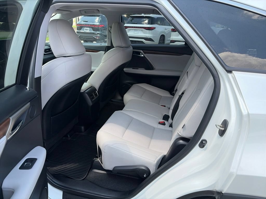 Certified 2022 Lexus RX 350L FWD w/ Premium Package image 11