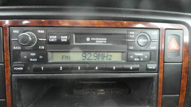 Used 2001 Volkswagen Passat GLS AWD/4WD image 12