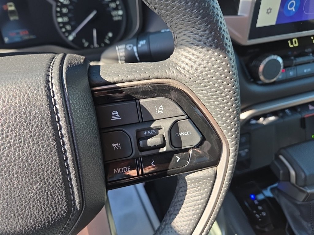 Used 2023 Toyota Tundra Limited image 30