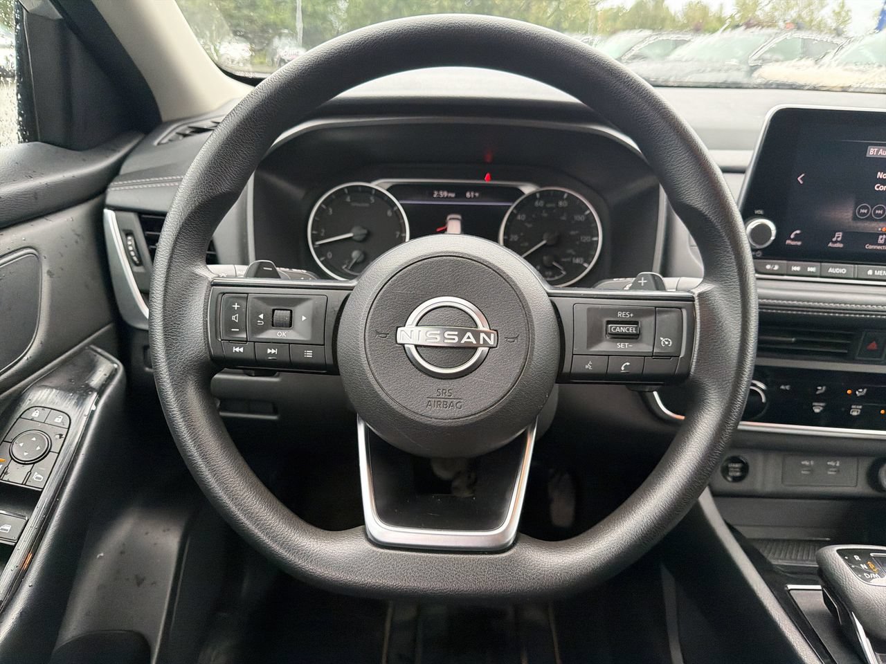 Used 2024 Nissan Rogue S AWD/4WD image 14