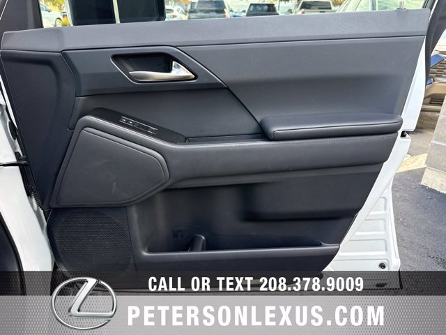 Used 2024 Lexus GX 550 w/ Cold Area Package AWD/4WD image 12