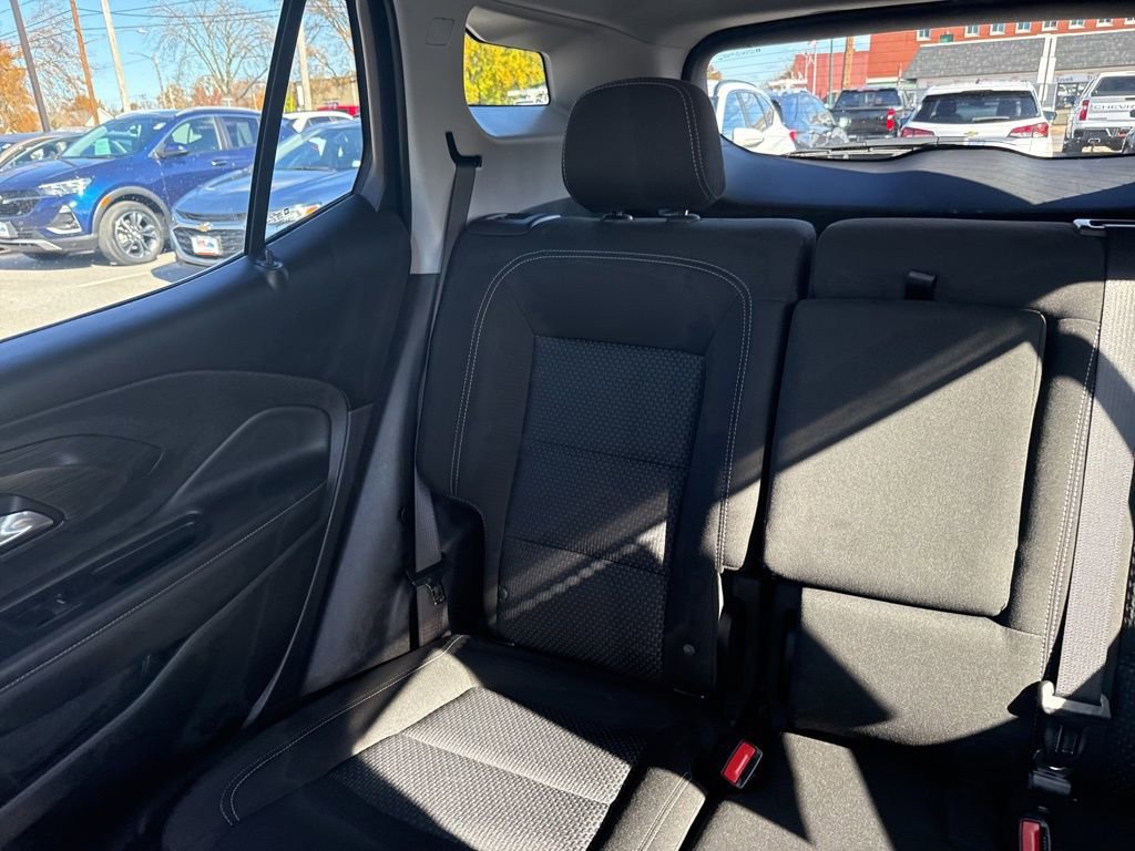 Used 2022 GMC Terrain SLE image 14