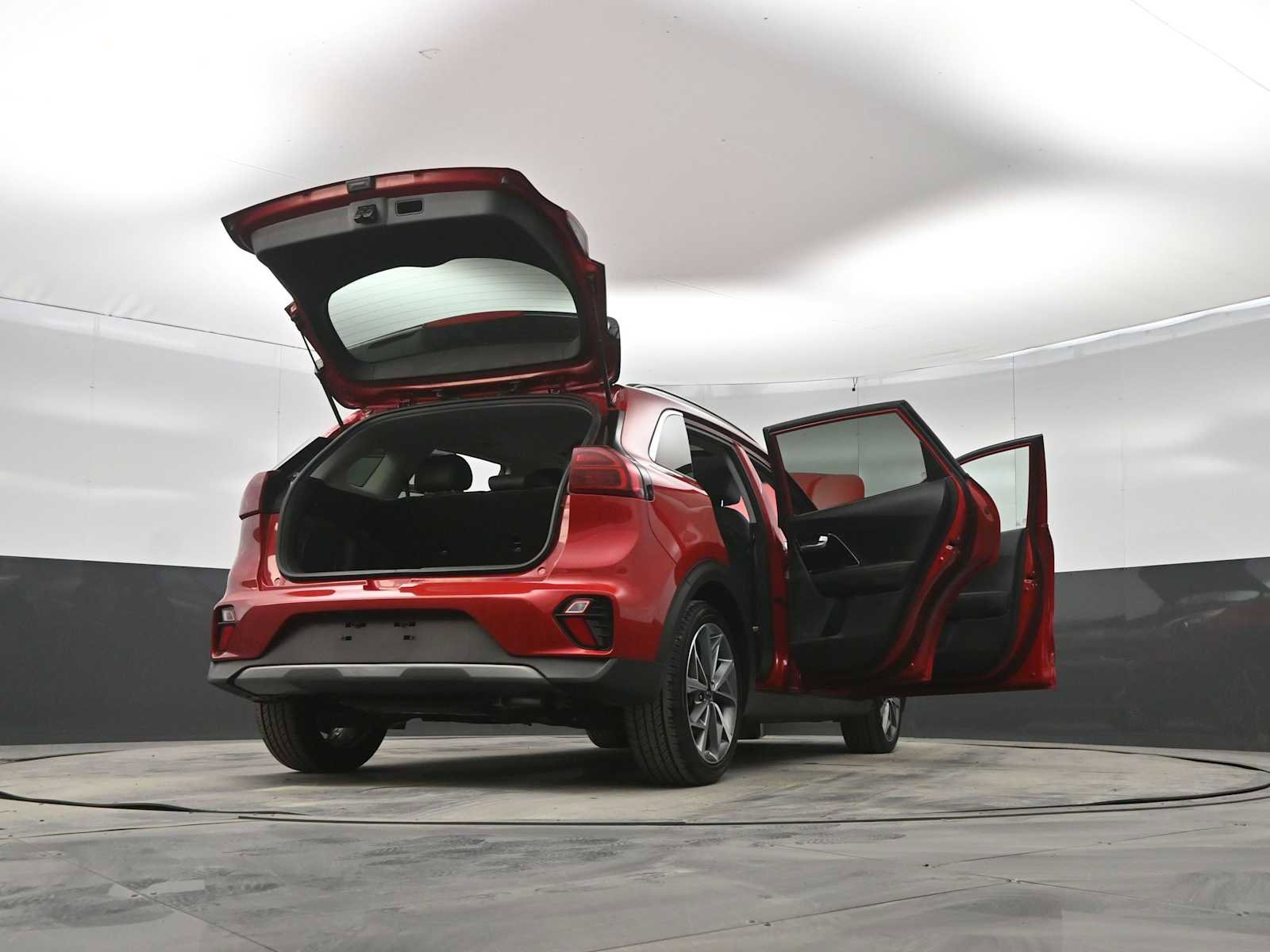 Used 2022 Kia Niro Touring Special Edition image 44